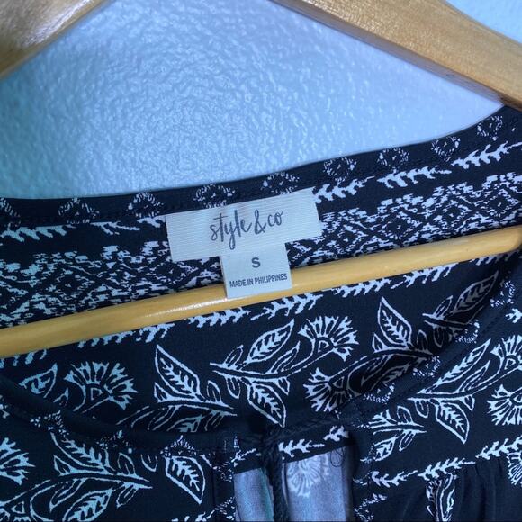 Style & Co Black & White Floral Print Tunic Small - Picture 2 of 10